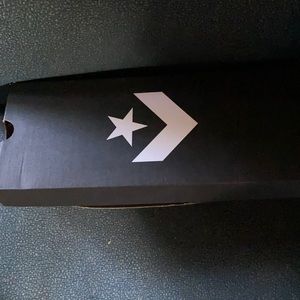 Brand new converse tennis shoes